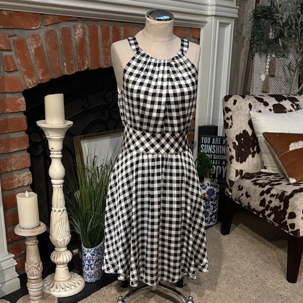 Chic Black and White Gingham Midi Dress - Picture 1 of 5